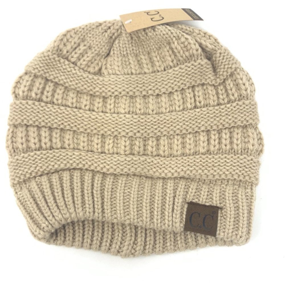C&C knit beanie in new beige. NWT
